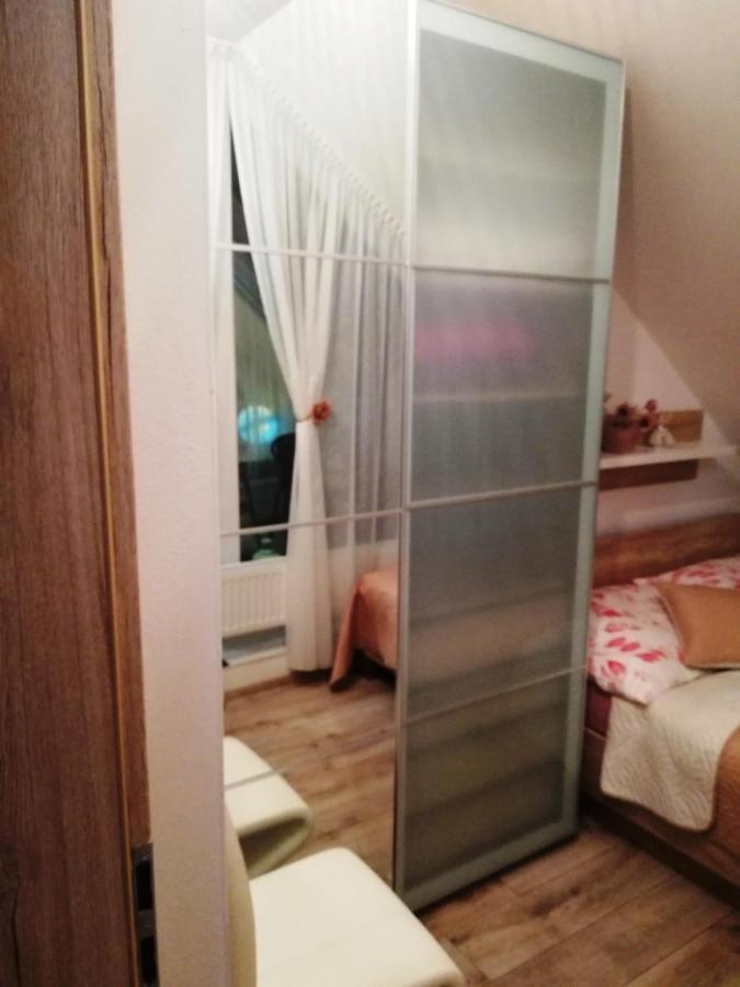 Galeria Stastie Apartment Сенец Екстериор снимка